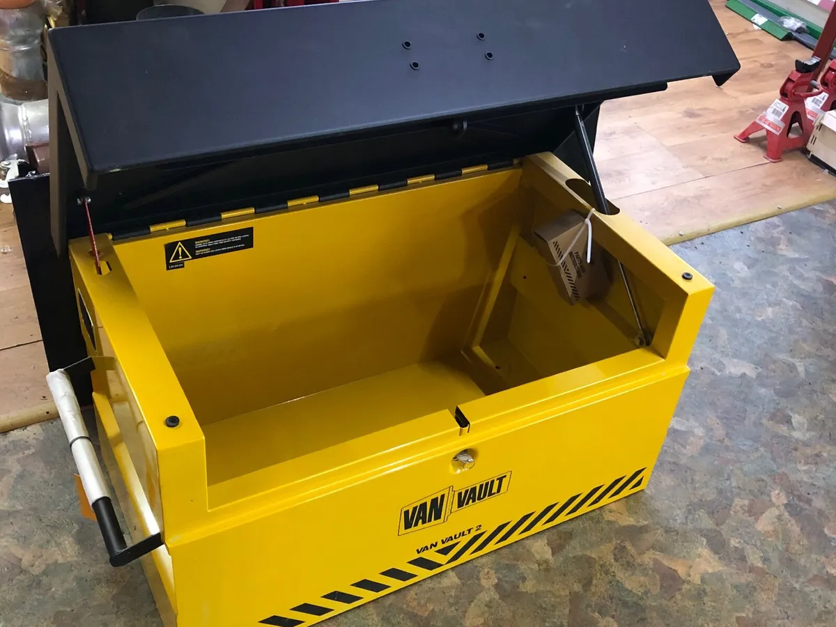 Van vault 2 NEW - Image 1