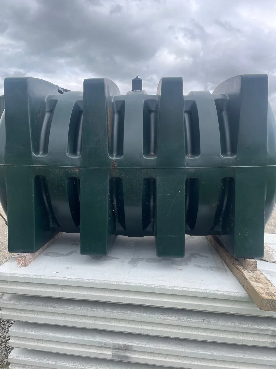 Single skin Oil tank 2000L - Image 4