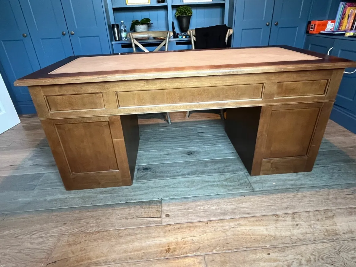 Desk - Image 1