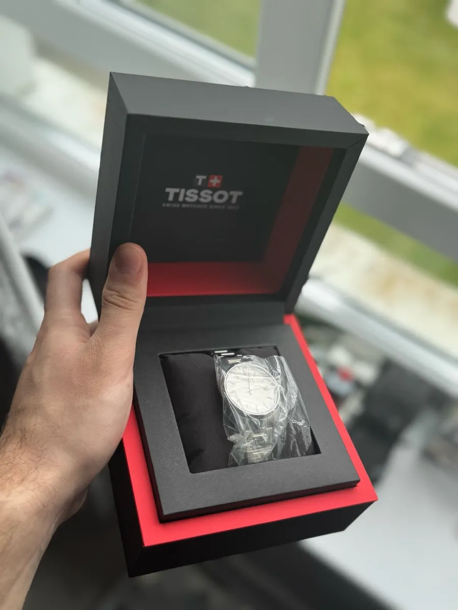 Tissot PR100 34mm white dial Women’s watch - Image 2