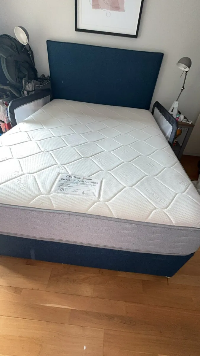 Bed - Image 1