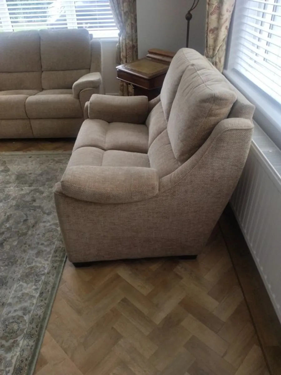 Parker Knoll Sofas x 2 - Image 4