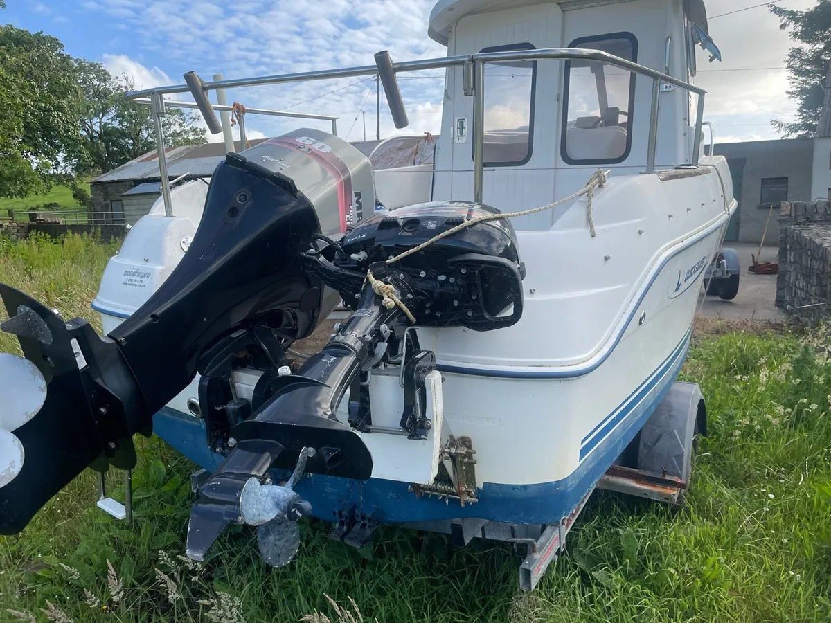 Quicksilver Pilot House 500 - Image 2