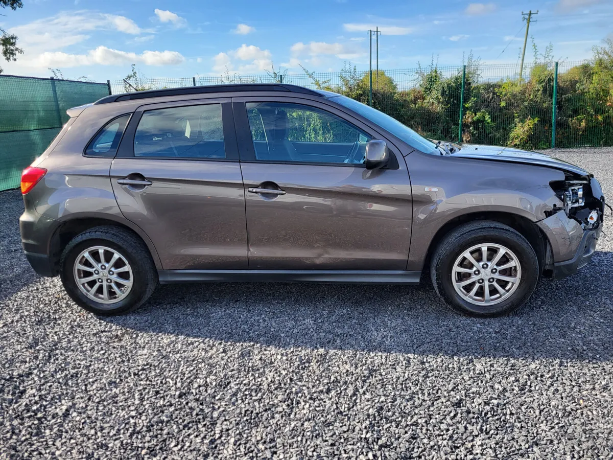 *2011 Mitsubishi ASX Diesel - Image 3