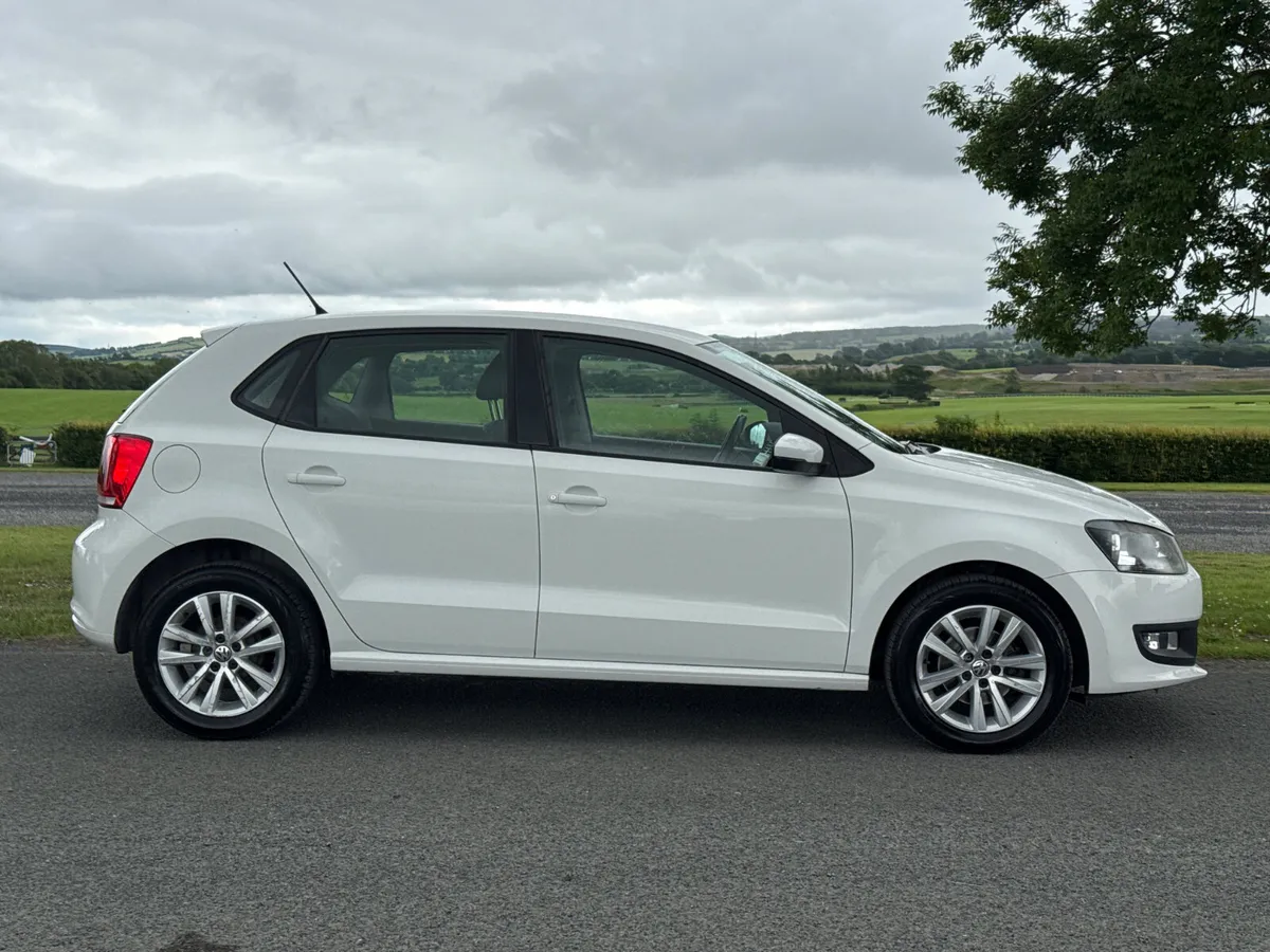 Volkswagen Polo 2014 TL Tiny Mileage - Image 3