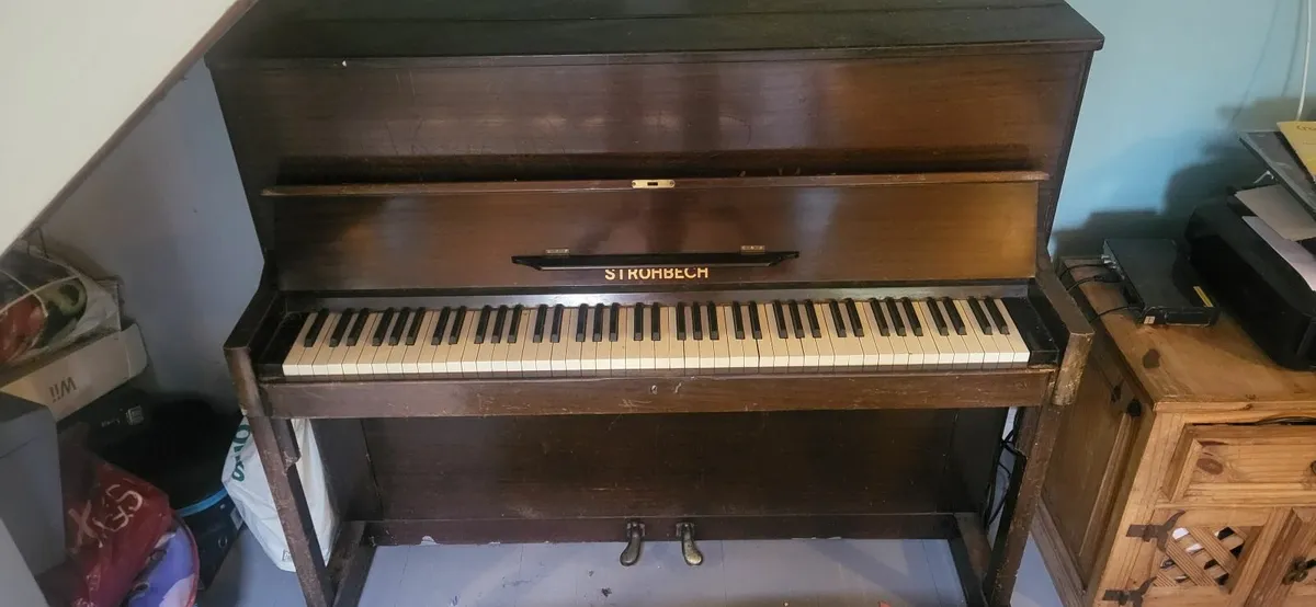 Old piano - Free - Image 2