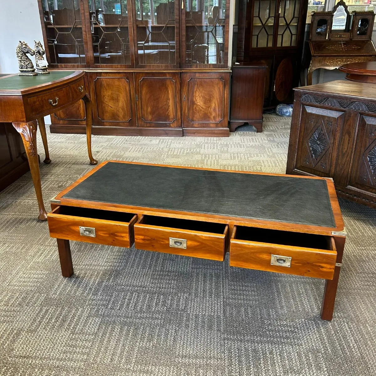 Fabulous green leather top campaign coffee table. - Image 2