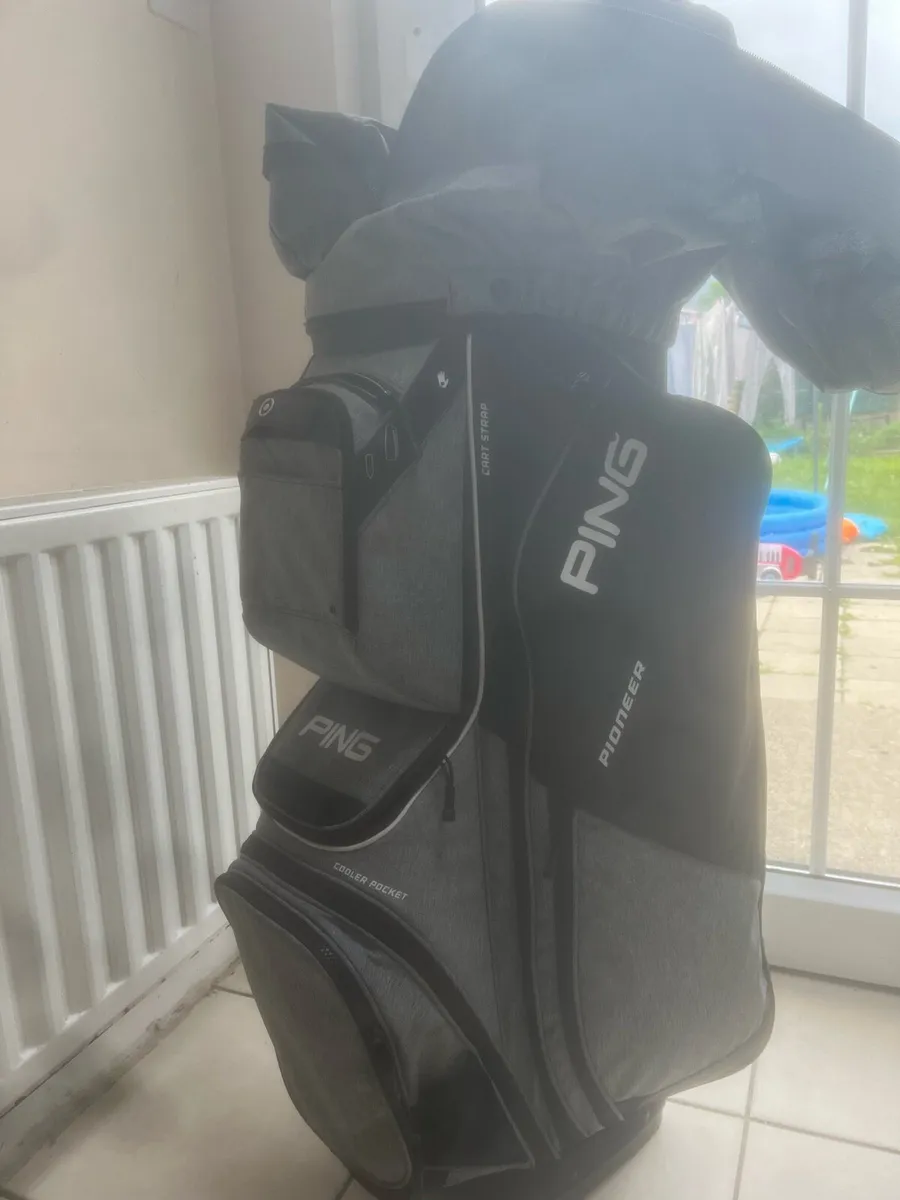 Ping Pioneer Cart Bag - Image 1