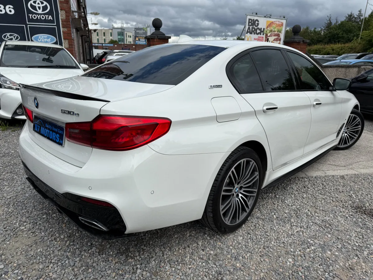 2018 BMW 5 Series  2.0 E G30 M SPORT AUTO - Image 4