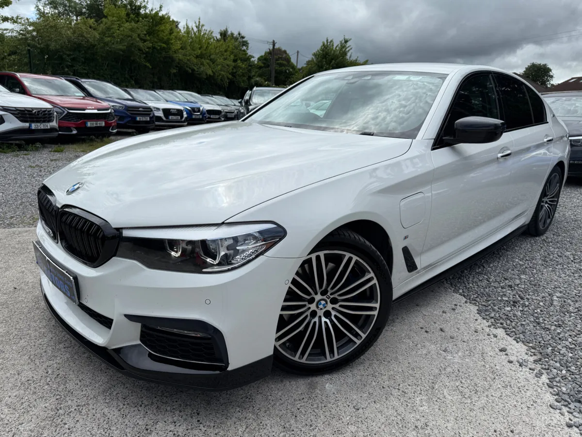 2018 BMW 5 Series  2.0 E G30 M SPORT AUTO - Image 2