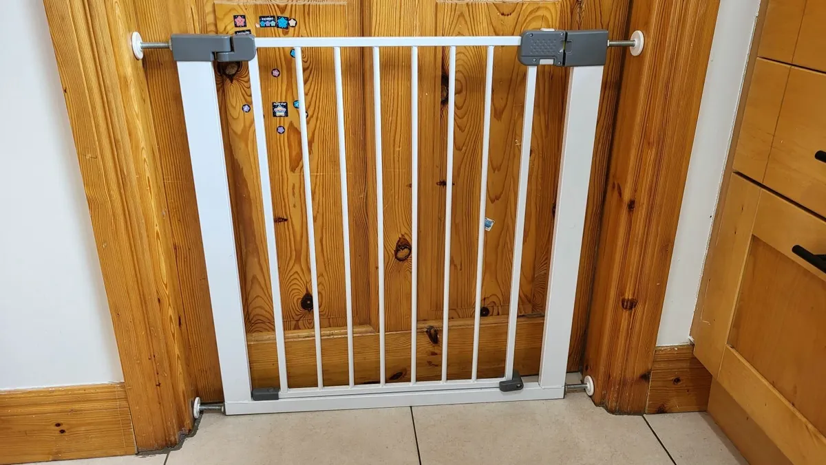 Safety gate - Image 2