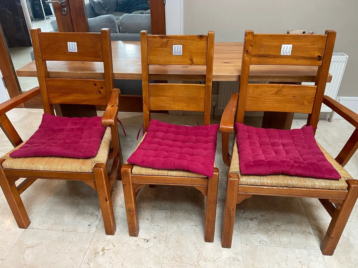 6 x Matching Wicker Kitchen Dining Chairs -Deliver - Image 1