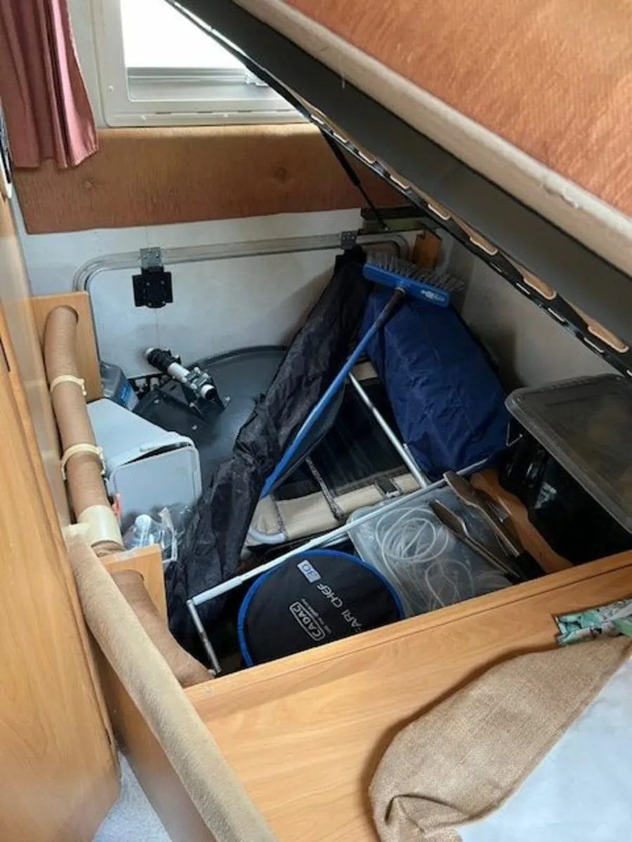 motorhome - Image 2