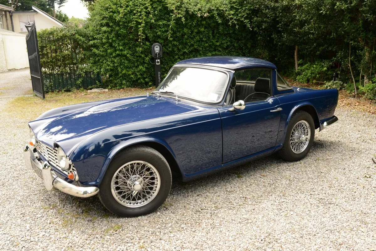 Triumph TR4 - Image 3