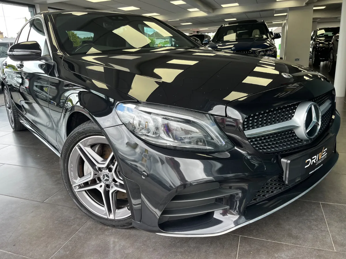 Mercedes-Benz C 300 AMG 2021 - Image 2