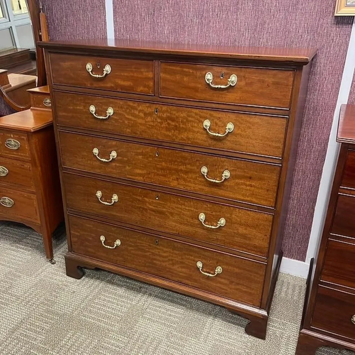 Fabulous Edwardian mahogany chest of drawers. Encl - Image 1