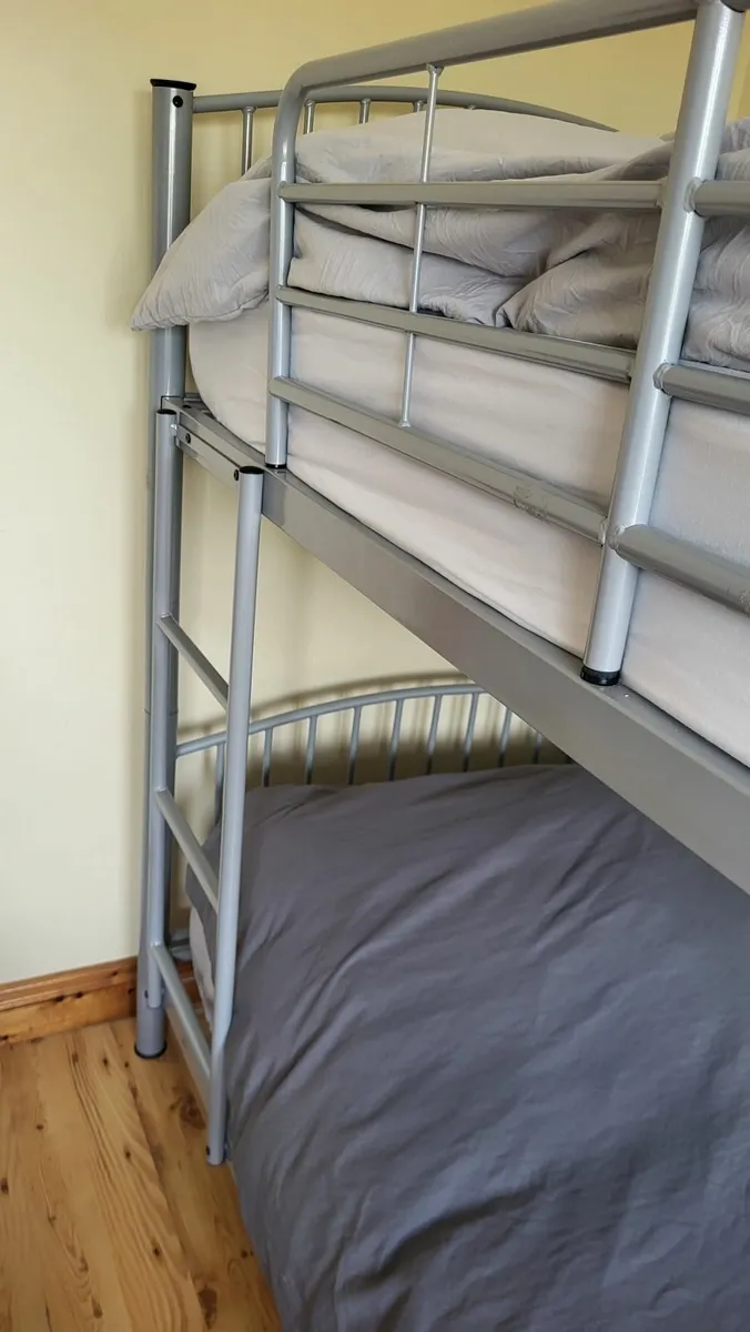 Bunk Beds - Image 2