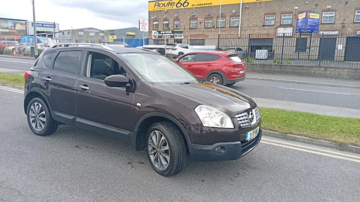 2011 Nissan qashqai low mileage - Image 1