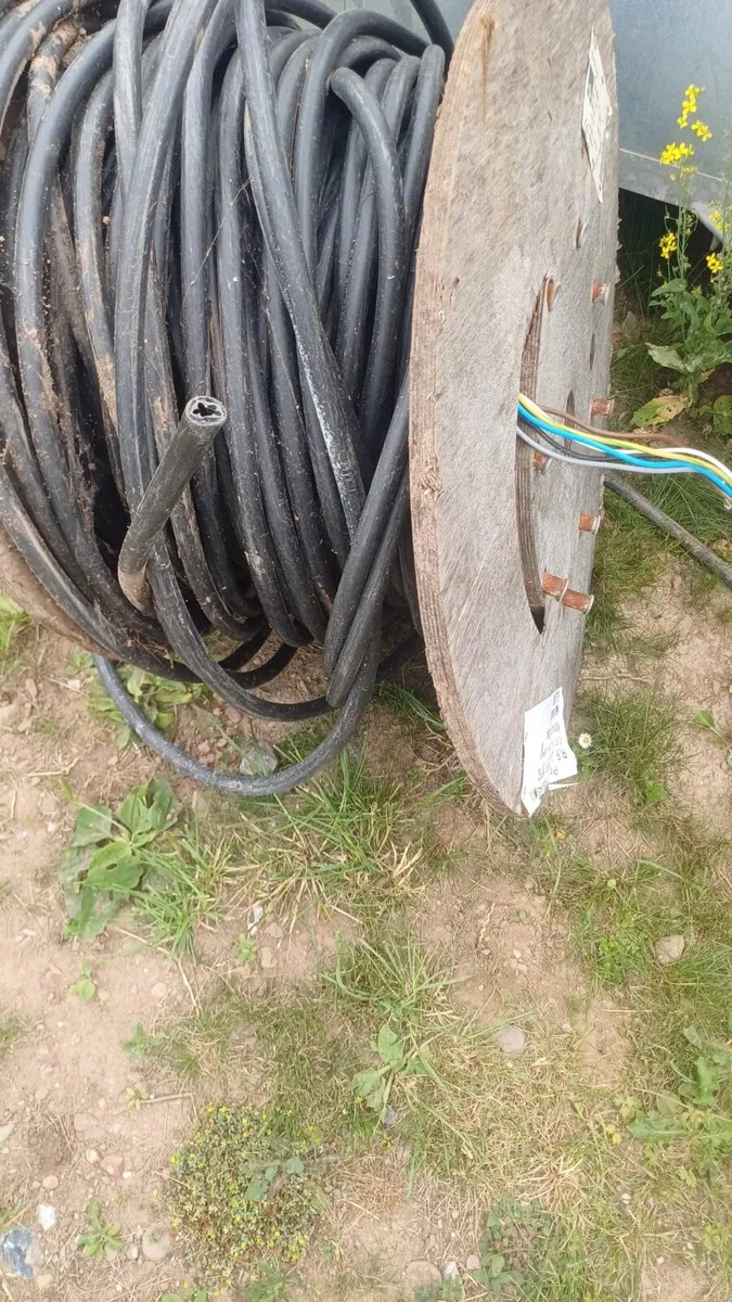 6 core reinforced cable - Image 1