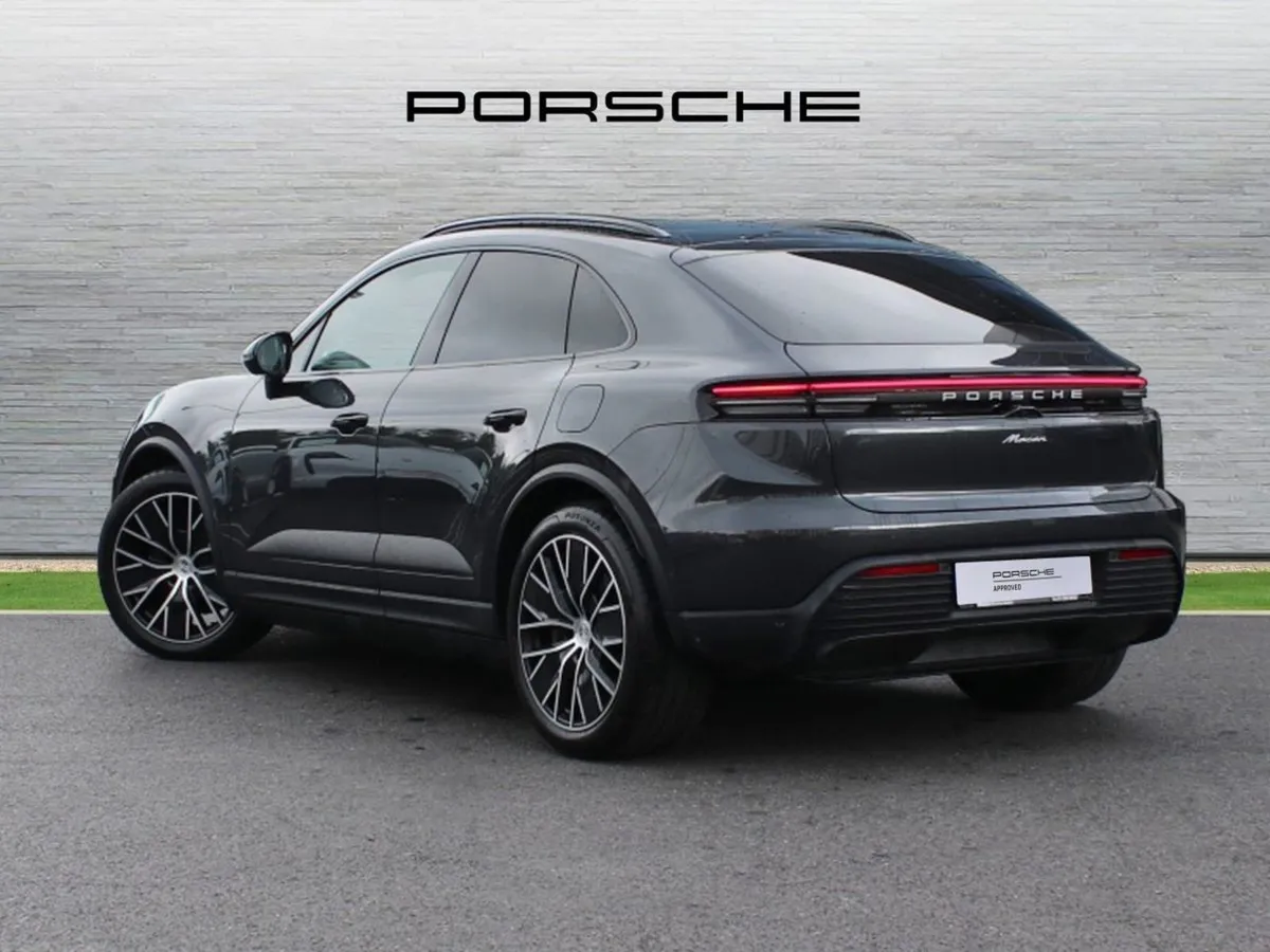 Porsche Macan Electric - Image 3