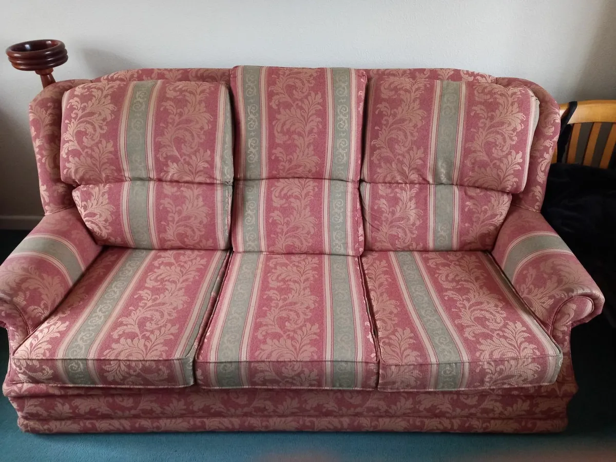 Suite of furniture - Image 4