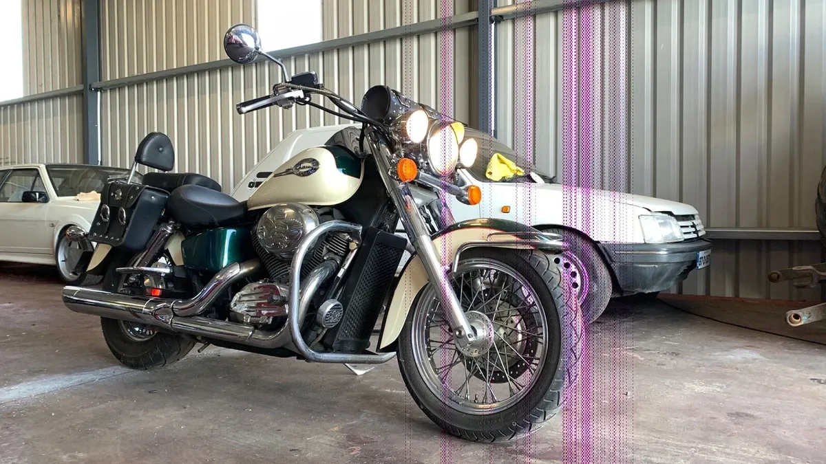 Honda Shadow VT750 - Image 1