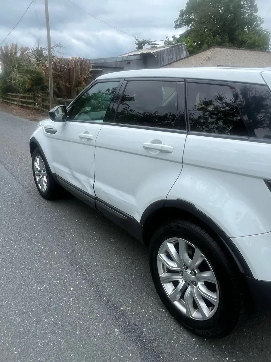 Range rover evoque - Image 2