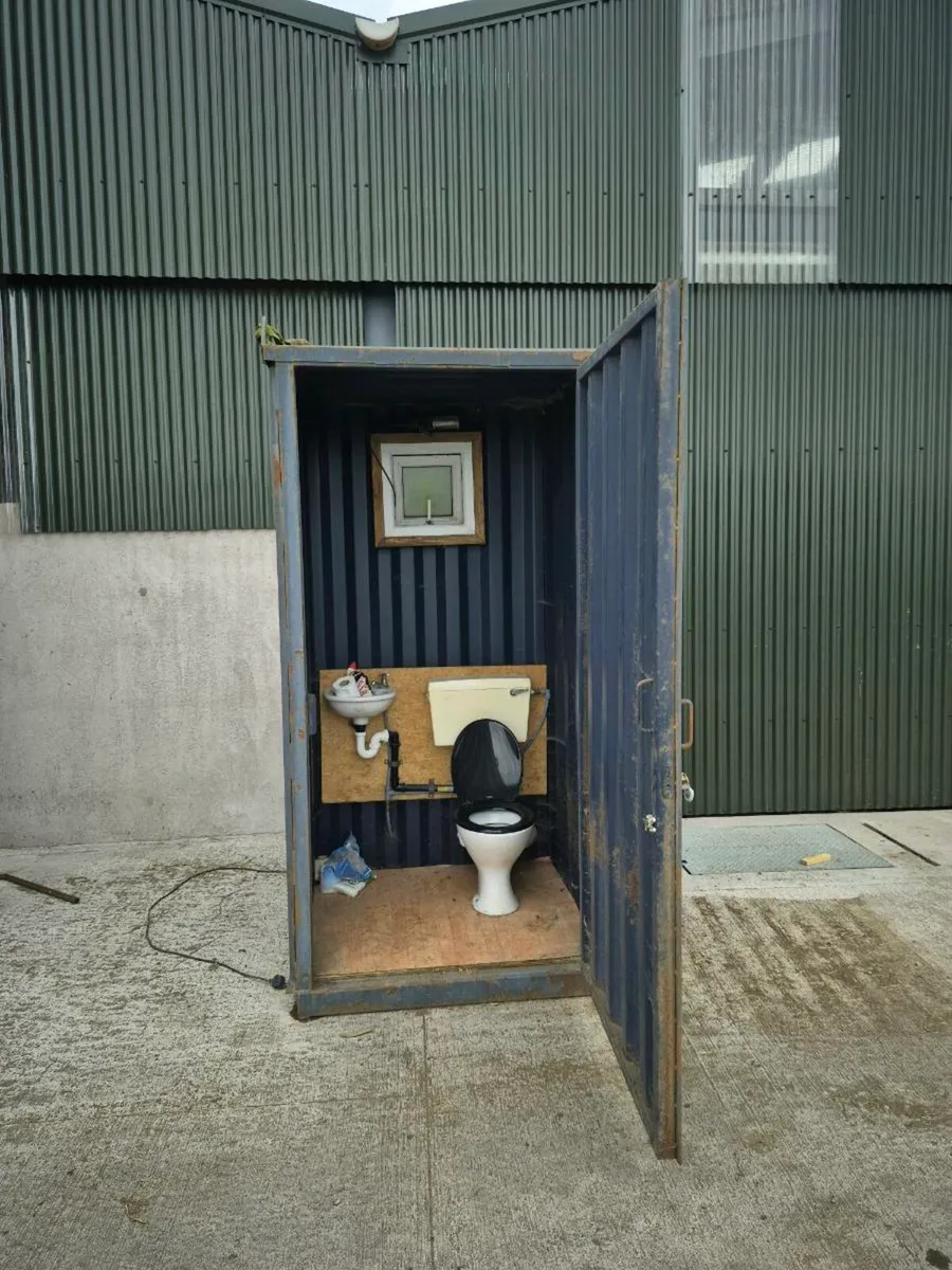 Steel site toilet - Image 2