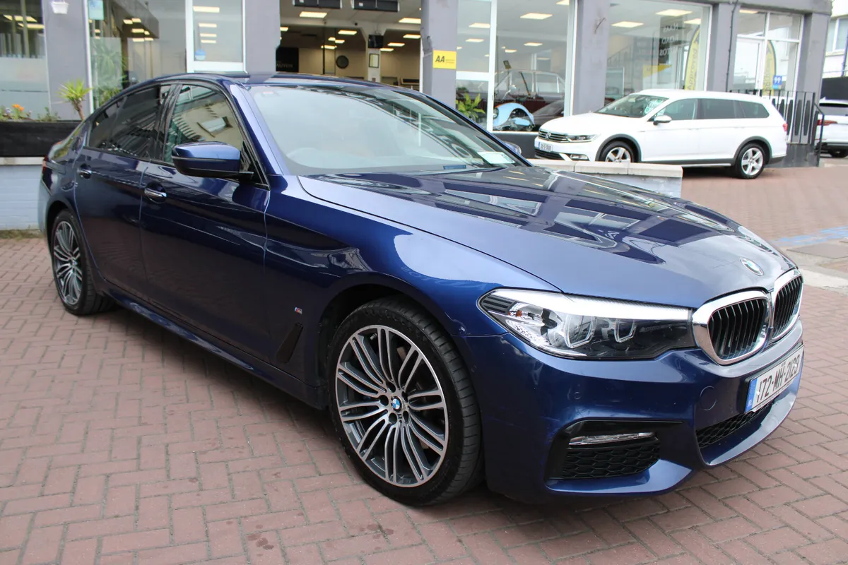 BMW 5-Series 2017 - Image 2