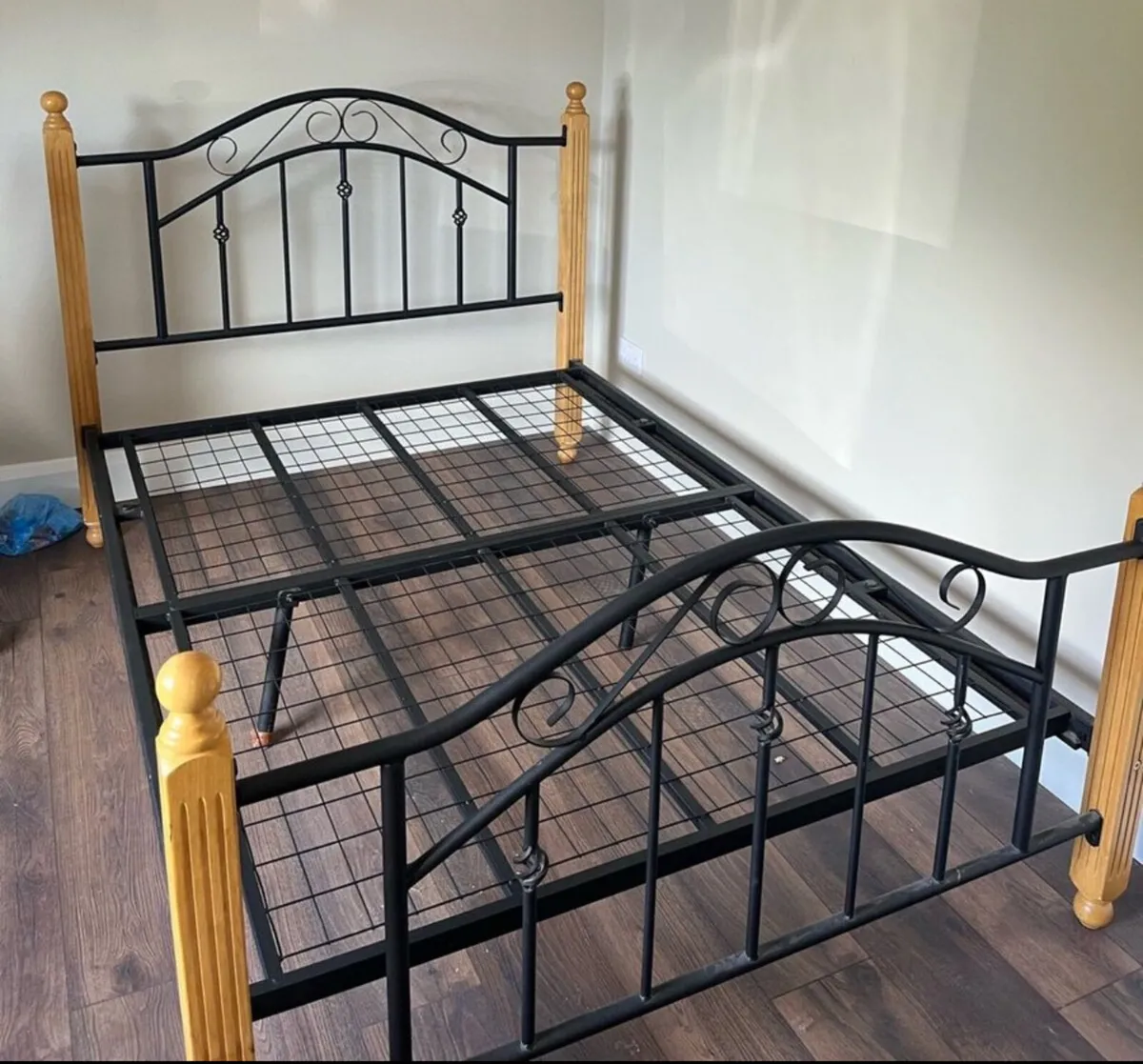 Gorgeous Black 4 Ft 6” Metal Double Bed - Deliver - Image 1
