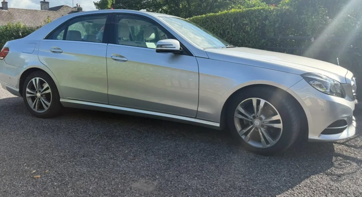 Mercedes - Image 3