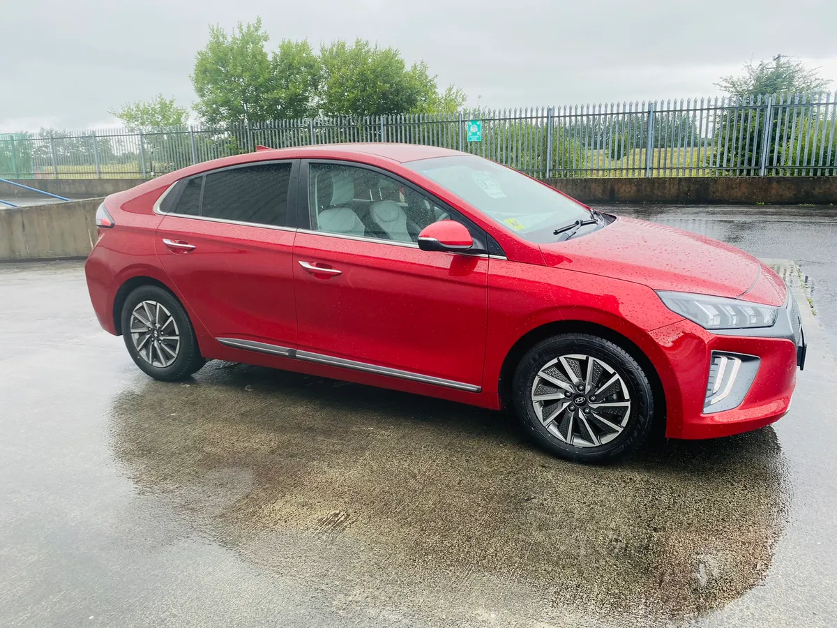 202 Hyundai IONIQ 38.5kw Electric €12,950 - Image 4