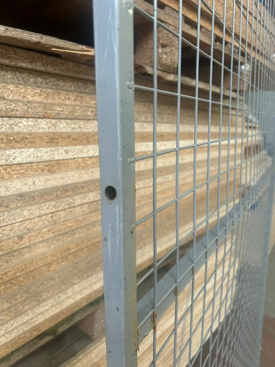 2.2m Mesh Panels - Image 2