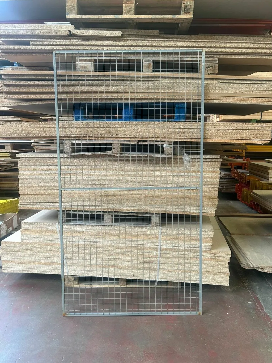 2.2m Mesh Panels - Image 3