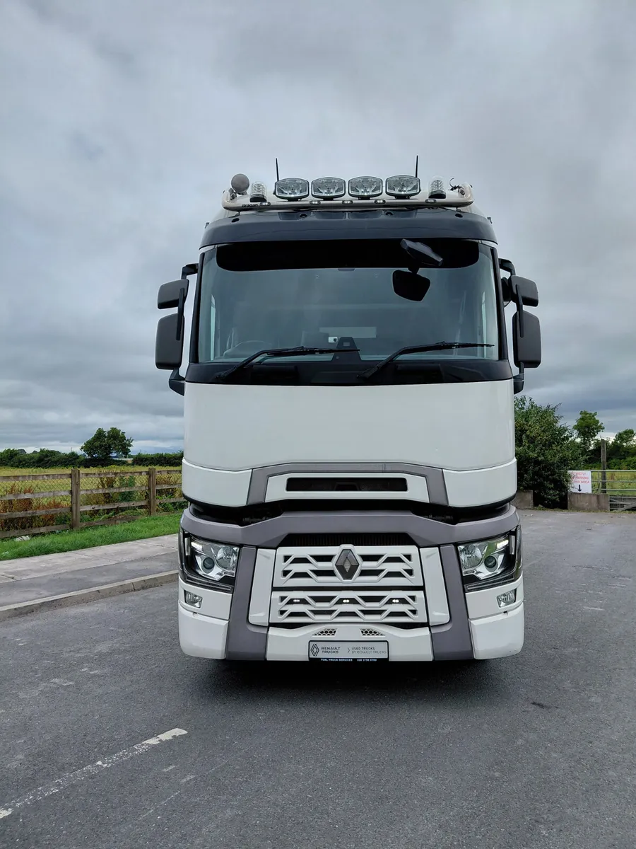 2021 Renault T-High 520 6x2 - Image 2