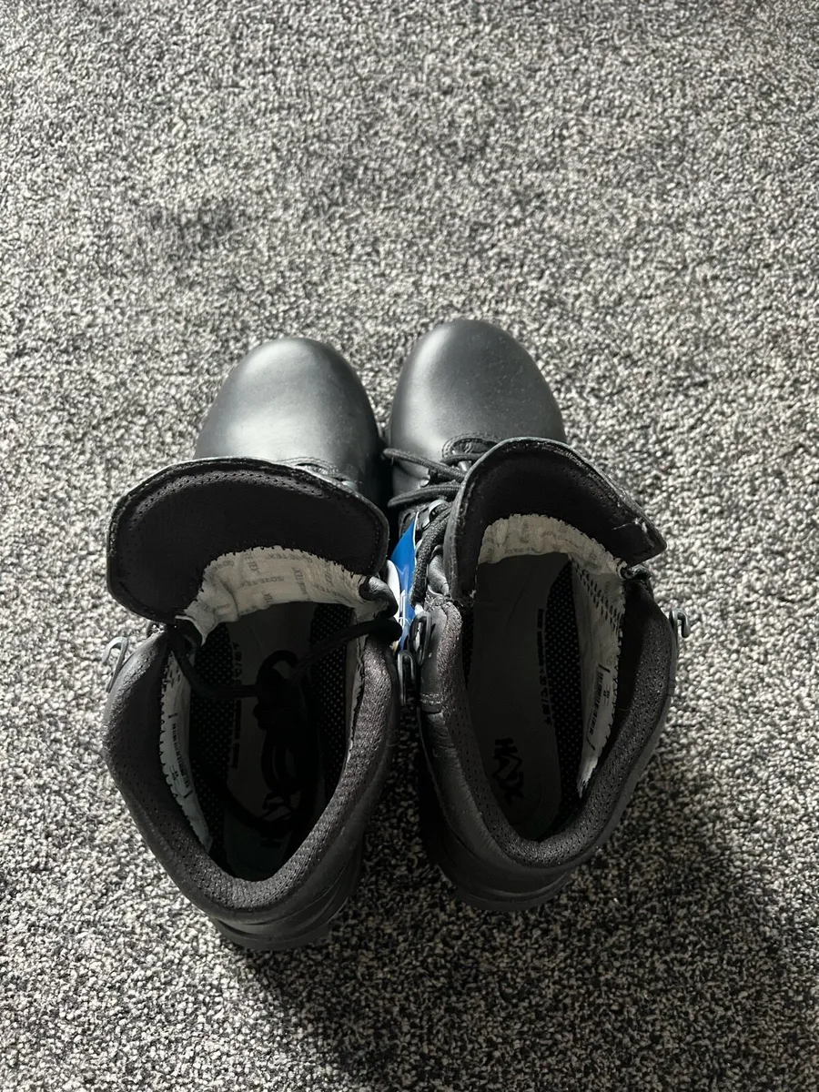 Steel toecap boots - Image 2