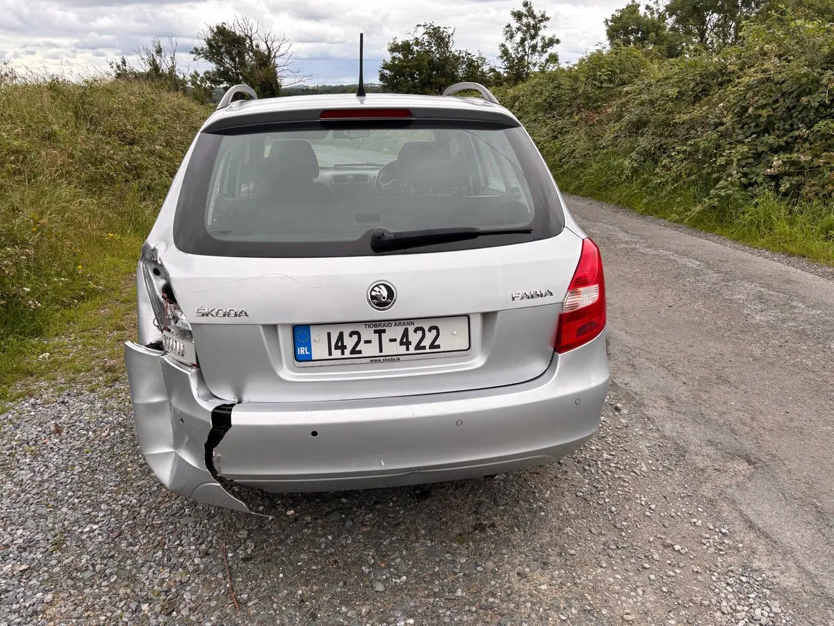 2014 SKODA FABIA - Image 3