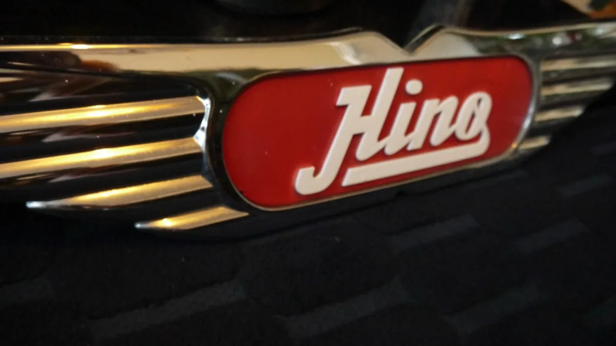 Hino Plastic Front Wing emblem badge ornament - Image 2