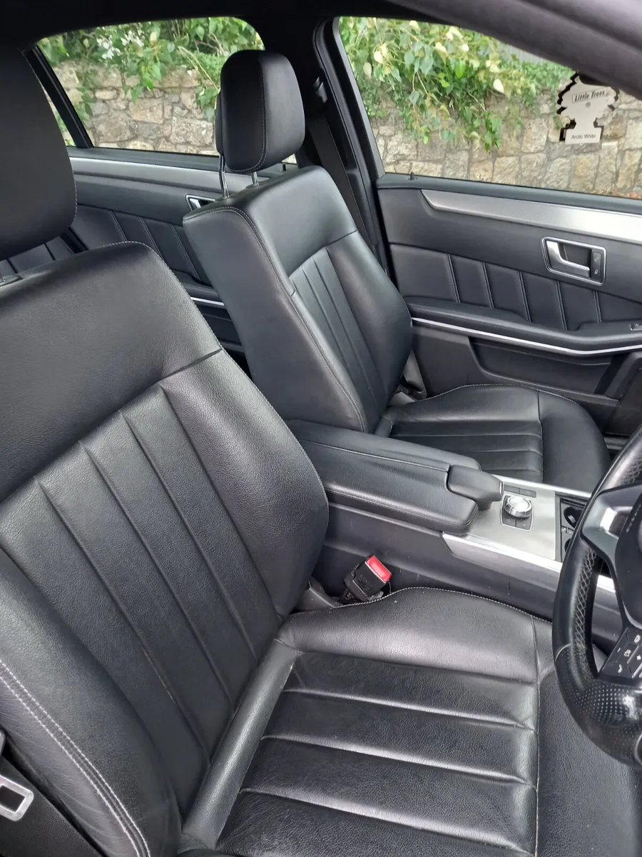 2014 Mercedes-Benz E-Class 2.1L Diesel - Image 3