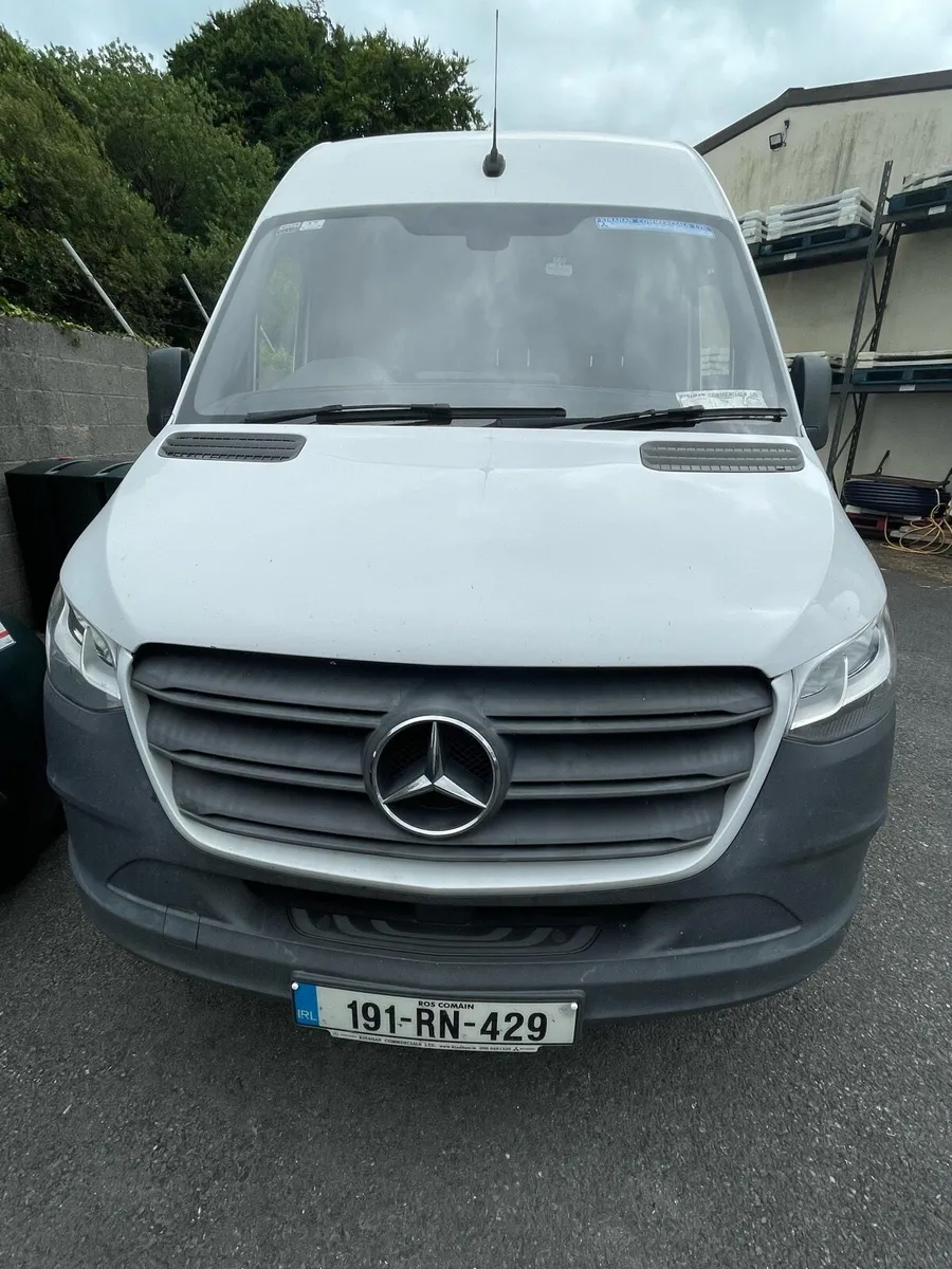 Mercedes Sprinter Van 314 - Image 1