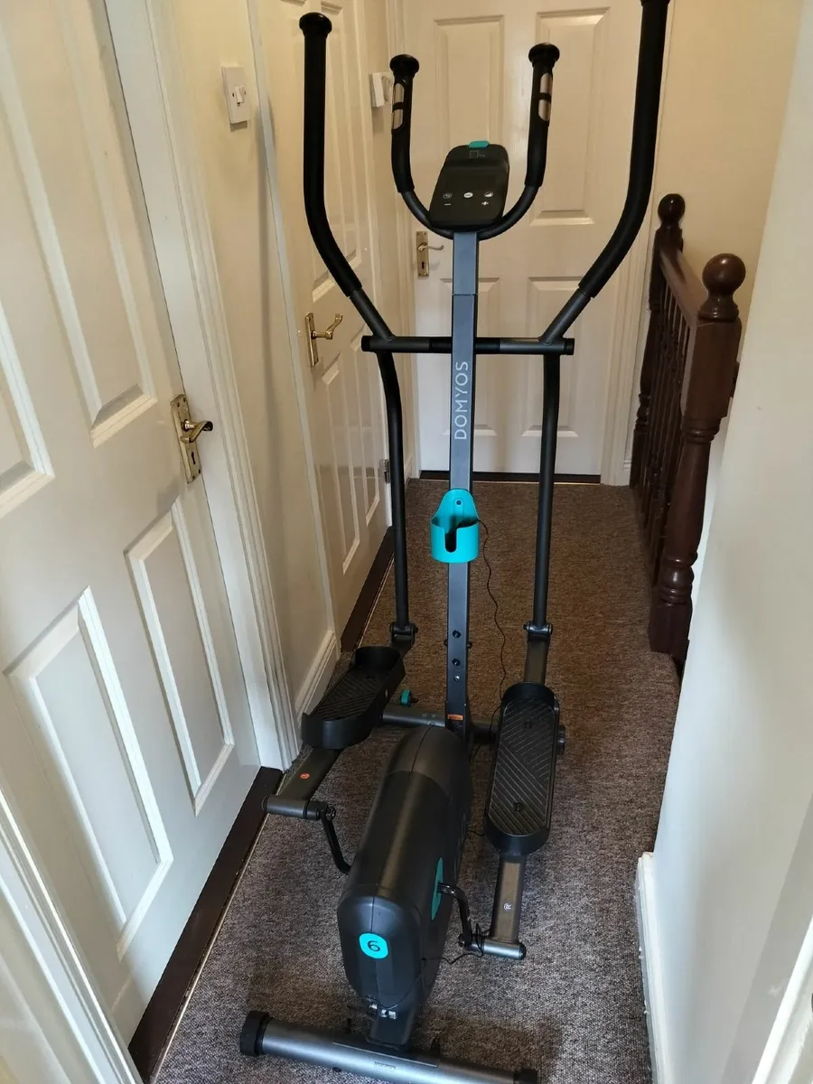 Cross trainer - Image 2