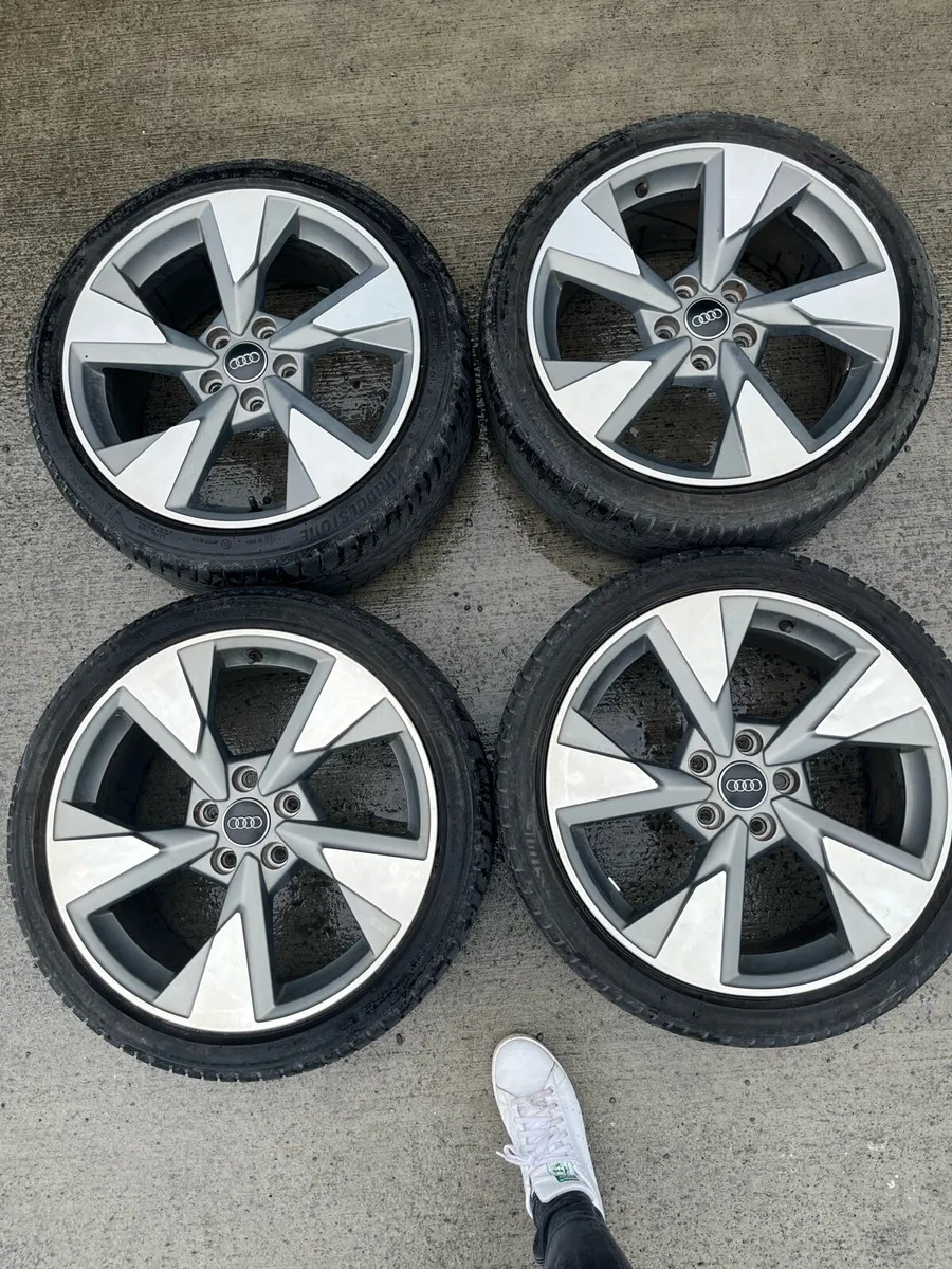 Genuine Audi A3 18” Alloys - Image 1