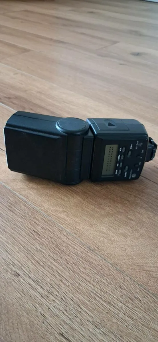 Camera flash - Image 3