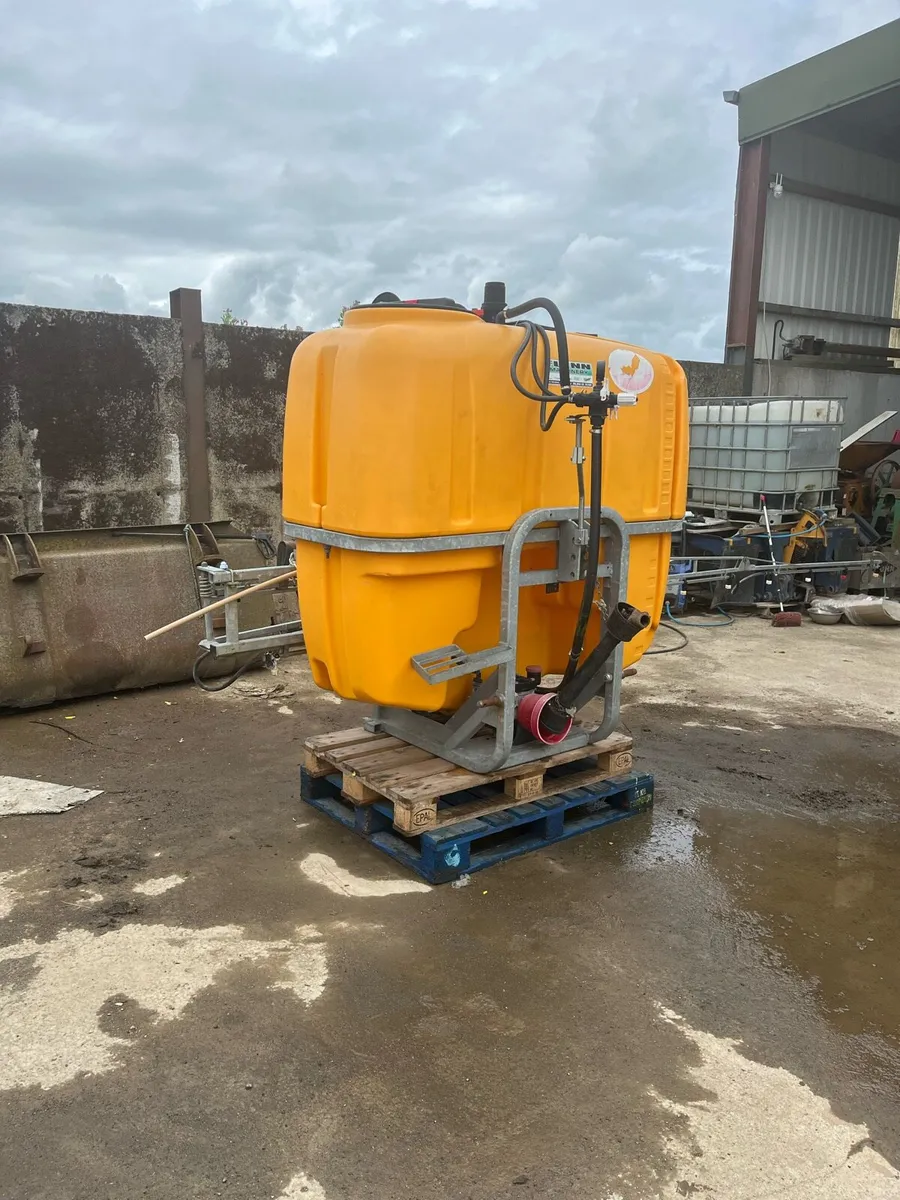 Sprayer - Image 2