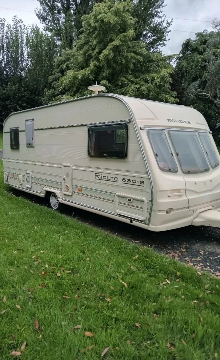 Caravan   5 berth - Image 2