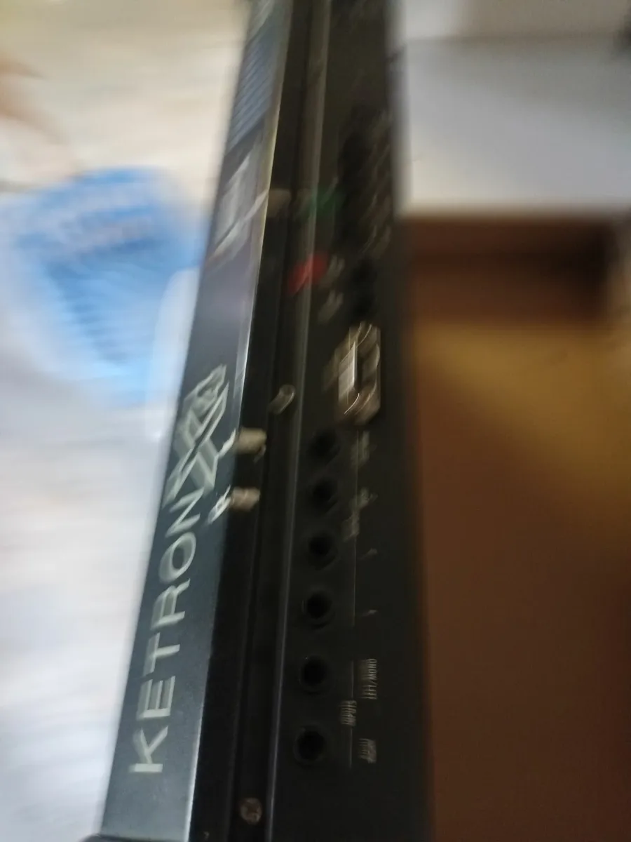 Musical equipment - Image 4