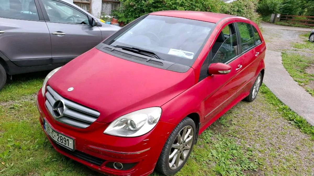 Mercedes B class NCT & taxed - Image 3