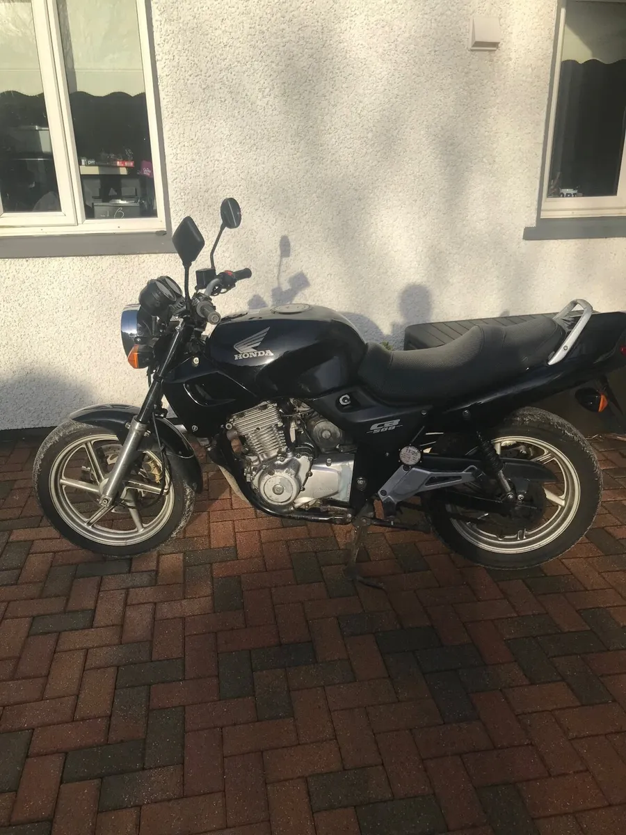 Honda  CB500 2002 - Image 2