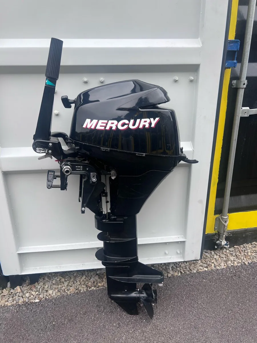 Mercury 8HP Outboard Engine - Image 1