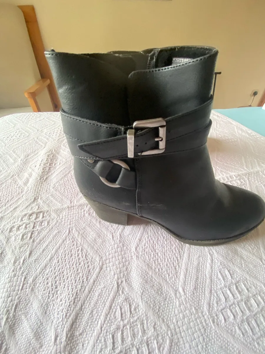 Rocket dog ankle boots size 7 - Image 4